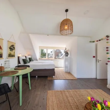 Bed & Breakfast Boutique Hotel No18 Apartments *