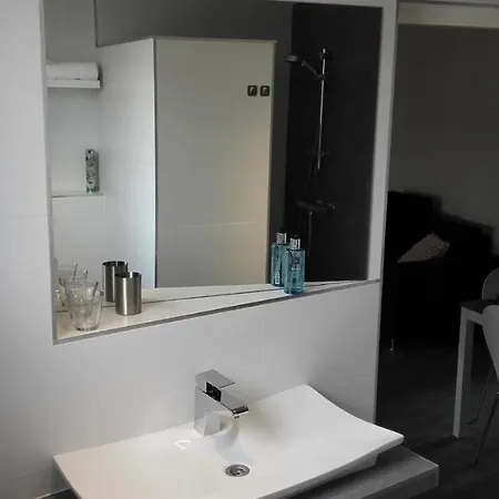 Bed & Breakfast Boutique Hotel No18 Apartments